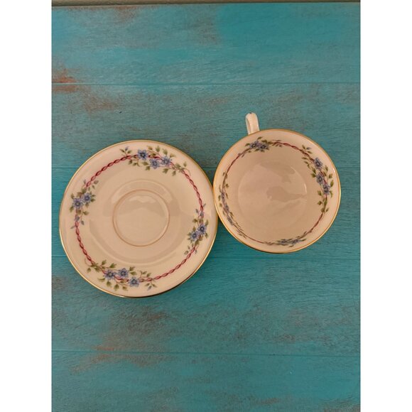 Lenox Belvidere Bone China Teacup & Saucer Set With Floral & Gold Accents - Picture 2 of 6